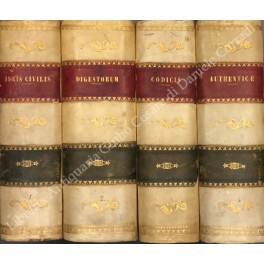 Universi Iuris Civilis in quatuor tomos distributi corpus