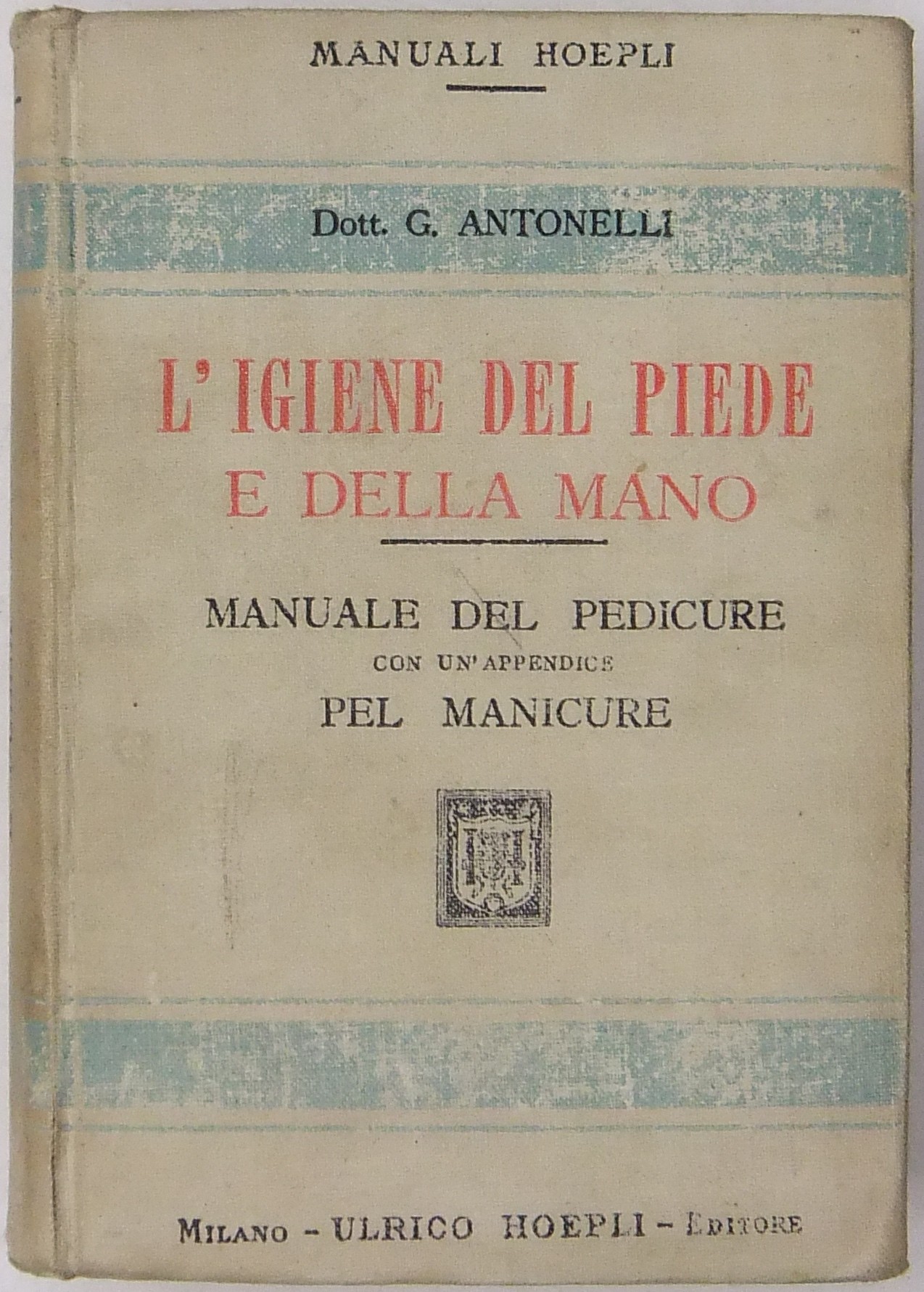 L'igiene del piede e della mano. 