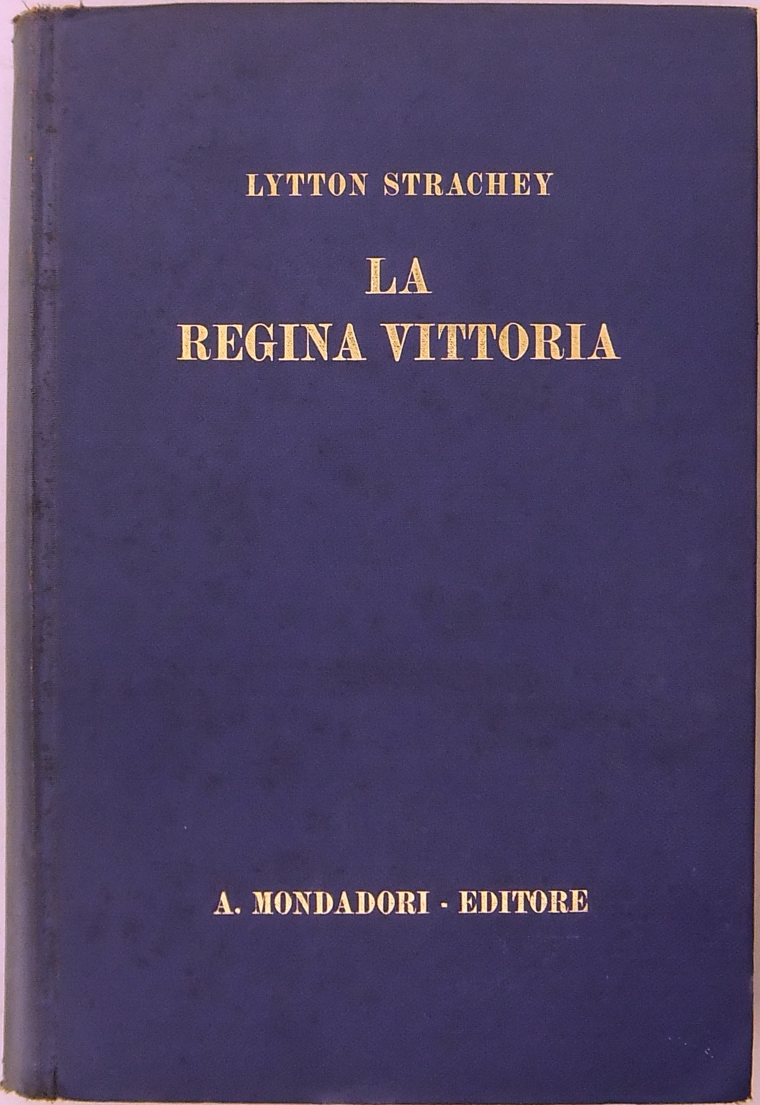 La Regina Vittoria. Traduzione di Santino Caramell
