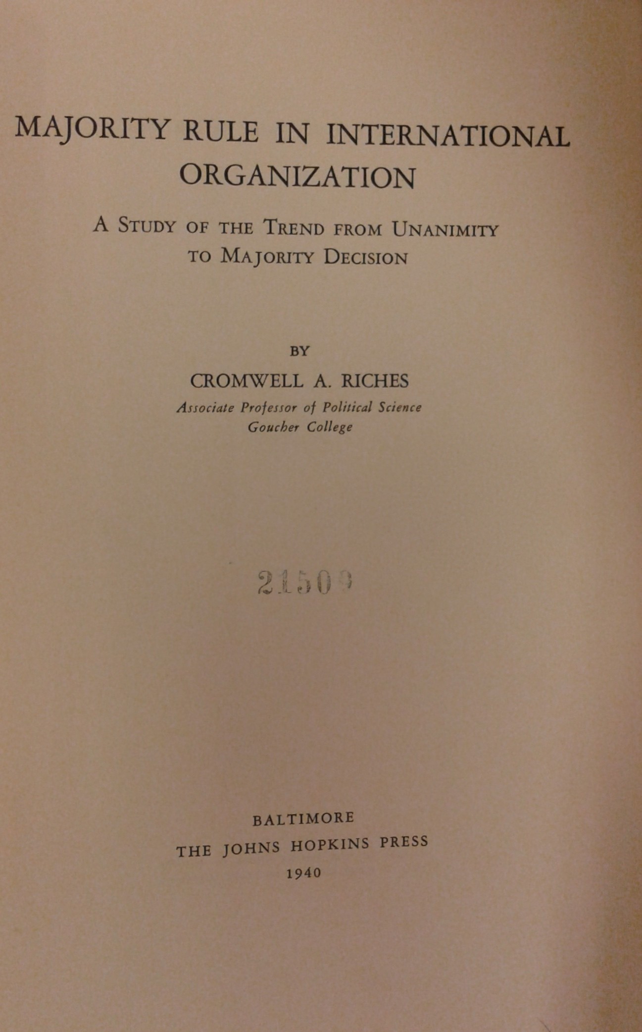 Majority rule in international organisation. 