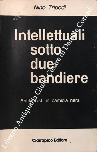 Intellettuali sotto due bandiere