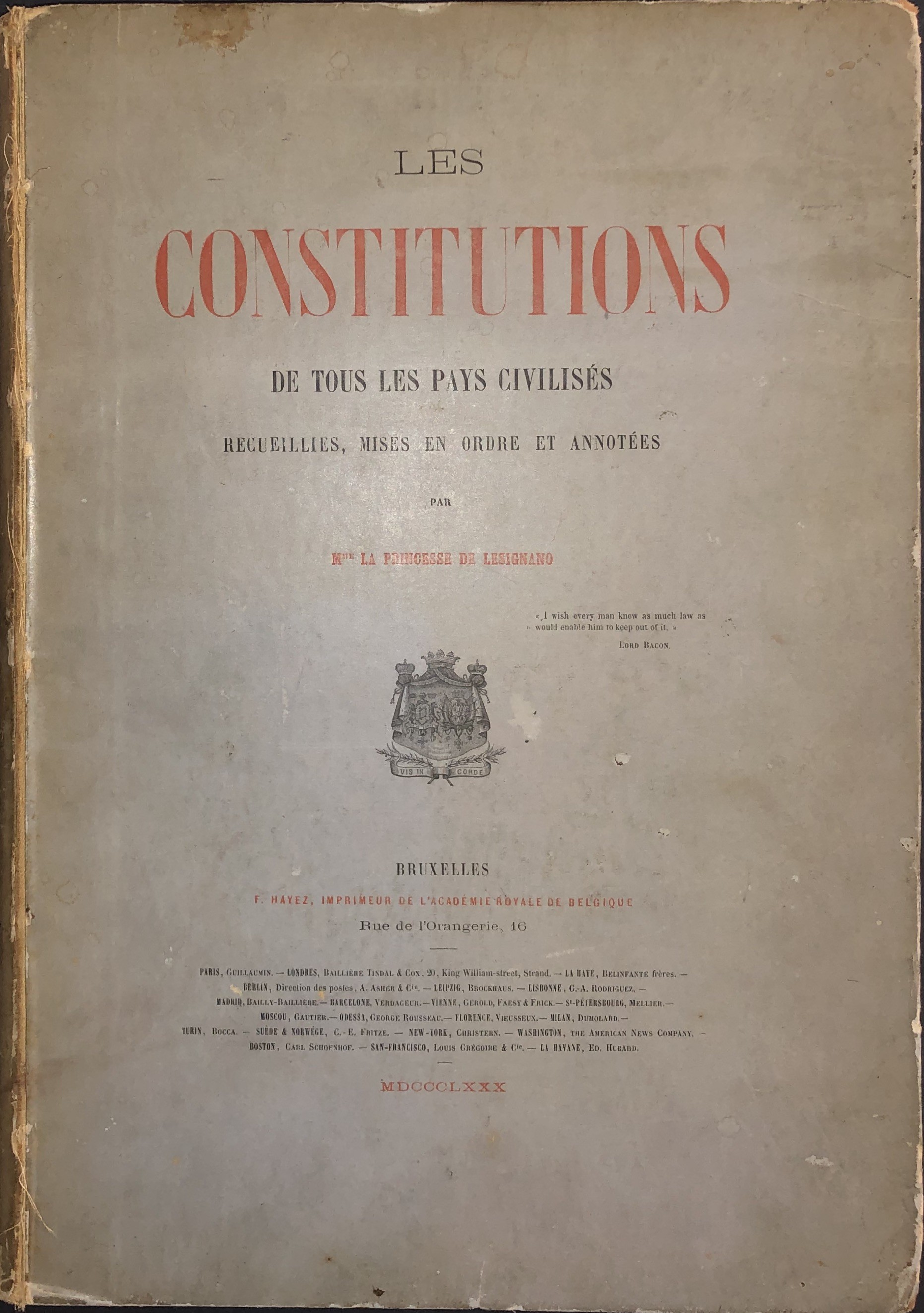 Les Constitutions