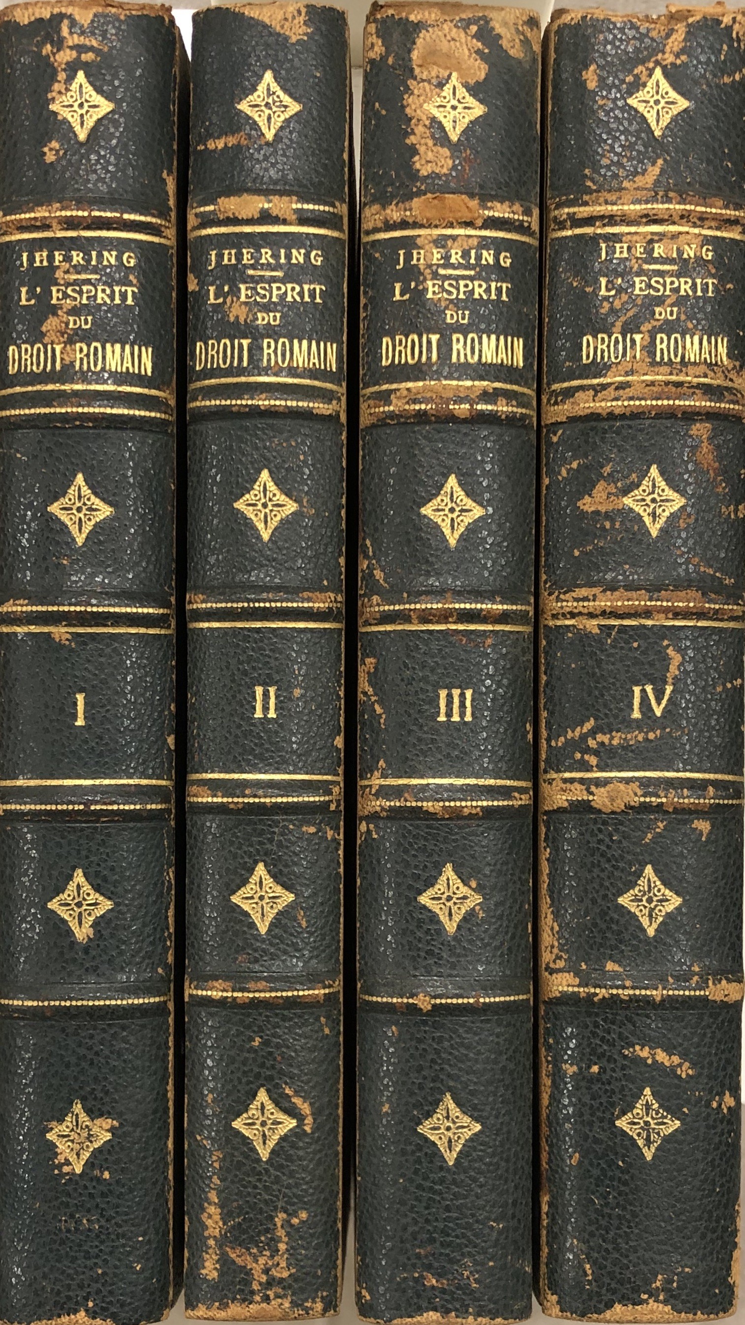 L'esprit du droit romain dans les diverses phases de son developpement